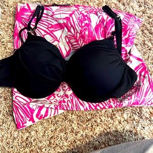 Lily Pulitzer NWT bikini top. Size 10